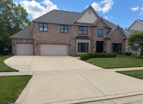 13 Knollbrook Ct, Bloomington, IL, 61705-5211 | Card Image