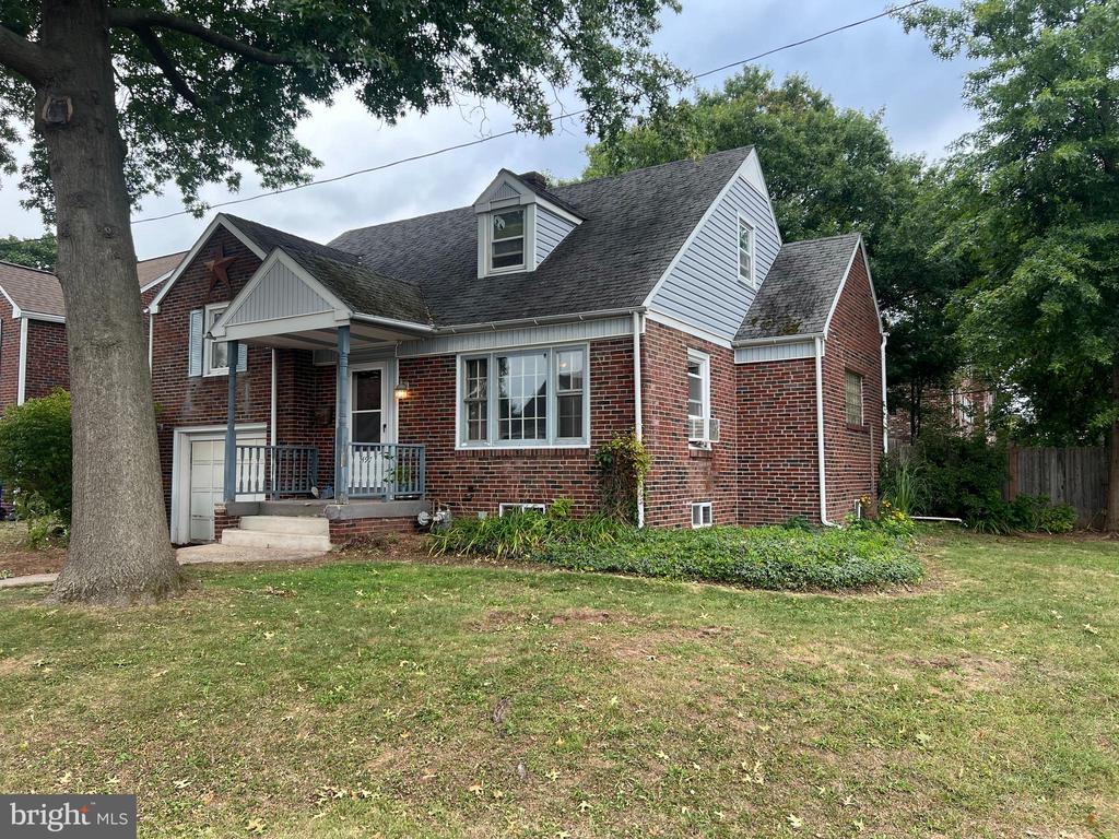 Sunset Dr, Pottstown, PA 19464