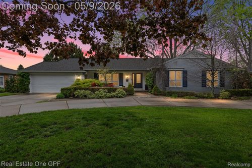 65 Willison Rd, Grosse Pointe Shores, MI, 48236-1564 | Card Image