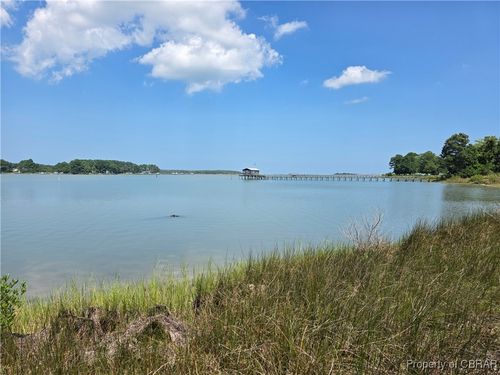 000 Horn Harbor Ave, New Point, VA, 23125 | Card Image