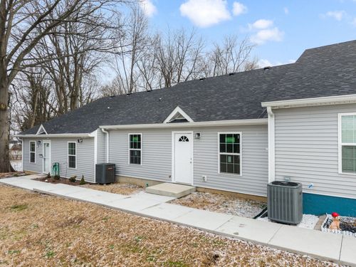 402-237 Waveland Ave, Danville, KY, 40422-2385 | Card Image