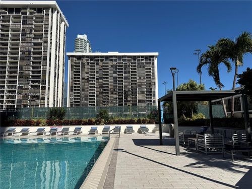 1403-1925 Brickell Ave, Miami, FL, 33129-1737 | Card Image