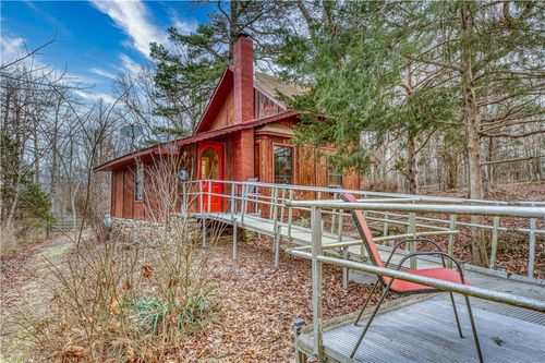 400 Arabian Dr, Witts Springs, AR, 72686-1300 | Card Image