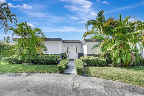 6541 Mckinley St, Hollywood, FL, 33024-5851 | Card Image