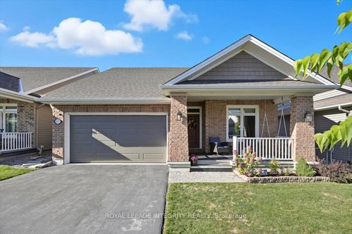 819 Tewin Cir, Orleans, ON, K4A1K2 | Card Image