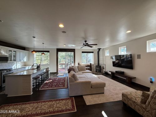 3053 Shiprock Ovi, Flagstaff, AZ, 86005-3537 | Card Image