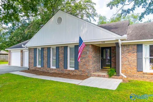 1600 Kenwood Ct Se, Decatur, AL, 35601-5351 | Card Image