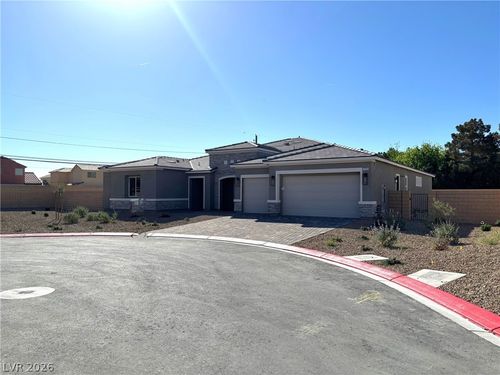7235 Golden Rock Ct, Las Vegas, NV, 89131-1715 | Card Image