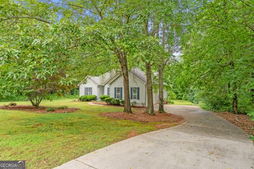 40 Wenham Ln, Sharpsburg, GA, 30277-3258 | Card Image