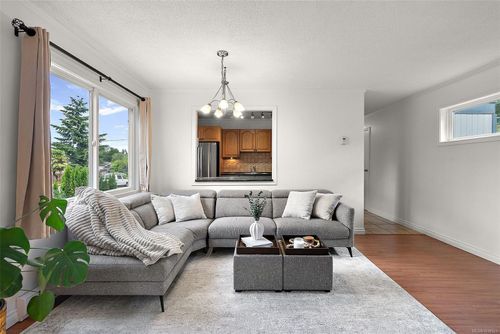 a-3100 Volmer Rd, Colwood, BC, V9B2H6 | Card Image