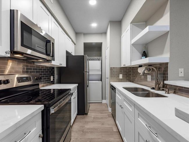 APT-217 - 4001 Nasa Pkwy, Townhouse with 1 bedrooms, 1 bathrooms and null parking in El Lago TX | Image 6