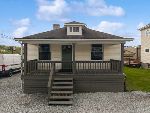 1537 Mount Pleasant Connell Rd, Mount Pleasant, PA, 15666-3601 | Card Image