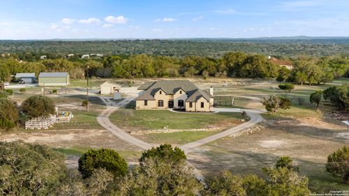 701 Kreutzberg Rd, Boerne, TX, 78006-7826 | Card Image