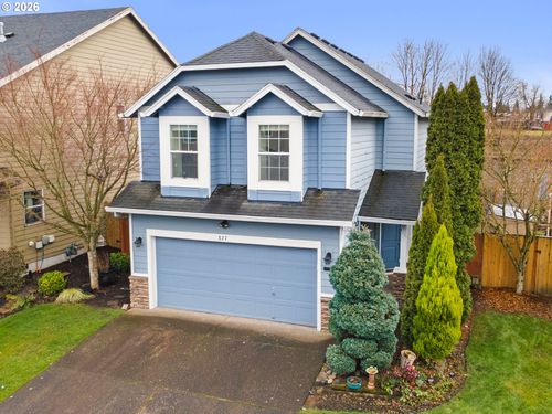 827 1st Ave, Canby, OR, 97013-3459 | Card Image