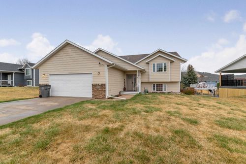 6880 Manchester Street, Summerset, SD, 57718 | Card Image