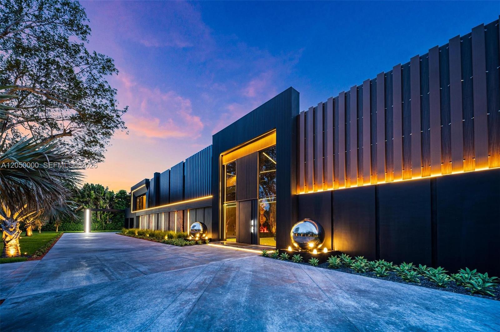Residential in Pinecrest 3