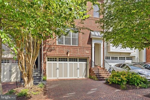 6734 Darrells Grant Pl, FALLS CHURCH, VA, 22043-3070 | Card Image