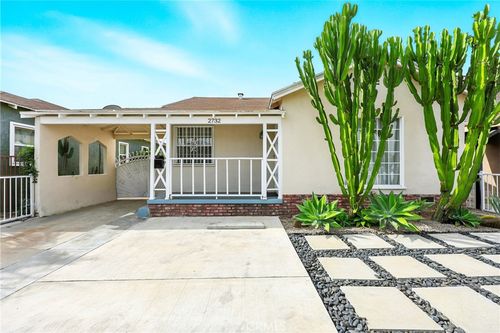 2732 Indiana Ave, South Gate, CA, 90280 | Card Image