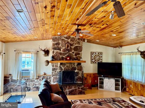 146 Ponderosa Dr, SANDY RIDGE, PA, 16677-9008 | Card Image