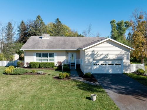 5 Brookhaven Dr, Ithaca, NY, 14850-9720 | Card Image
