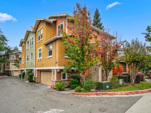 12400 Paradise Creek Ln, Fair Oaks, CA, 95628-2530 | Card Image