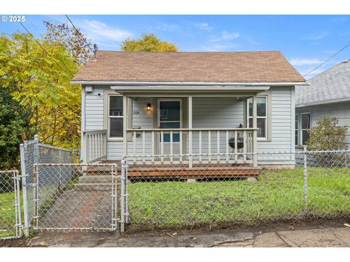 1534 Se Main St, Roseburg, OR, 97470-4214 | Card Image