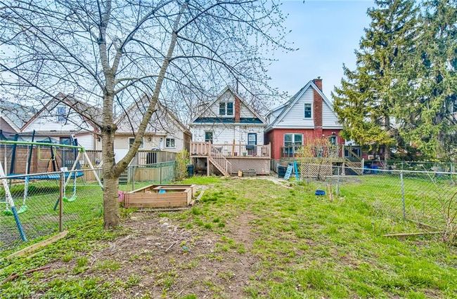 93 E 23 Rd St, House other with 3 bedrooms, 1 bathrooms and 2 parking in Hamilton ON | Image 30
