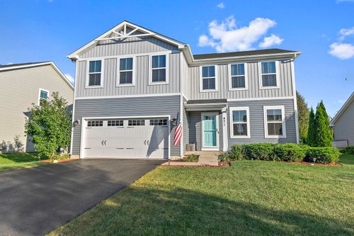 471 Campion Dr, Hampshire, IL, 60140-6703 | Card Image