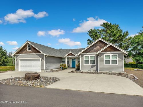 451 W Kershul Cir, Gearhart, OR, 97138-4027 | Card Image