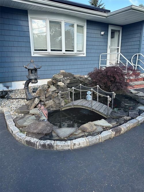 17 W 9th St, Deer Park, NY, 11729-4121 | Card Image