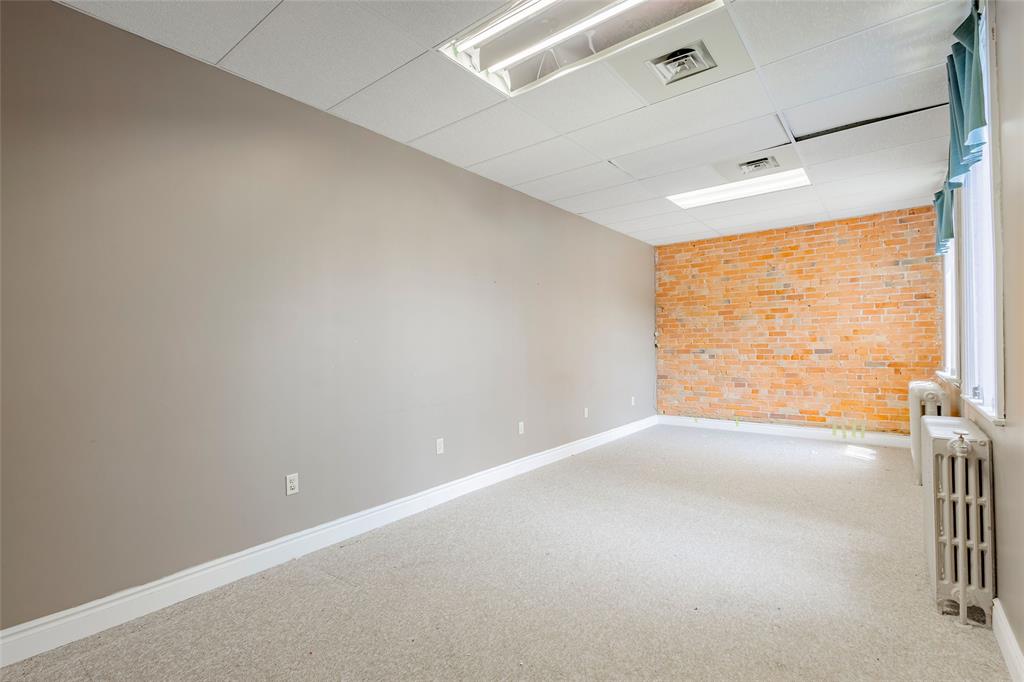 Commercial Sale in Sarnia 5