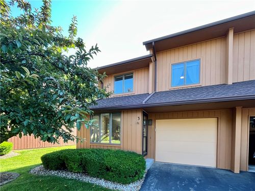 3 Treetop Dr, Fairport, NY, 14450-3356 | Card Image