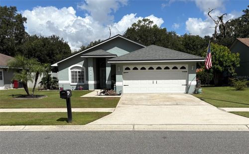 2816 Wilder Park Dr, Plant City, FL, 33566-7554 | Card Image