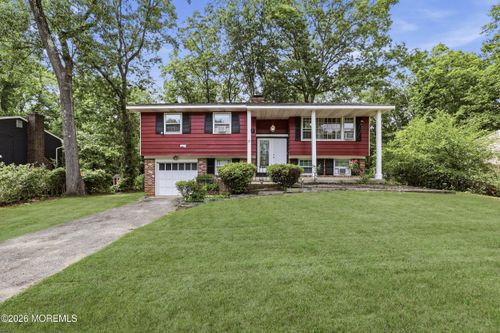 37 Raymond Ave, Toms River, NJ, 08755-4017 | Card Image