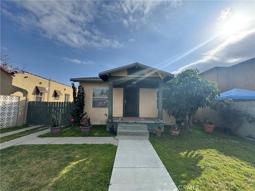 3532 E 53rd St, Maywood, CA, 90270-2018 | Card Image