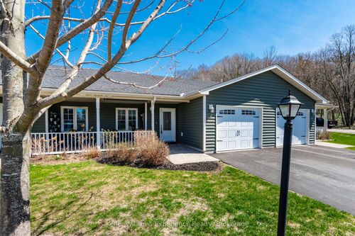 3 Chamberlain Cres, Penetanguishene, ON, L9M0A5 | Card Image