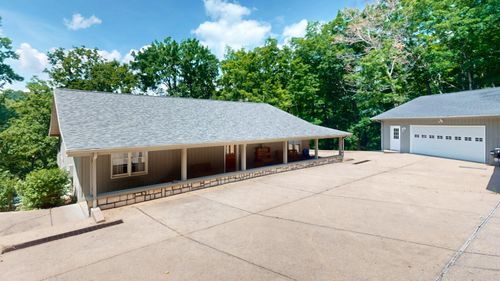 76 Sioux Ct, Cadiz, KY, 42211-9371 | Card Image