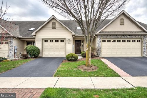 1354 Fieldstone Dr, MOUNT JOY, PA, 17552-7234 | Card Image