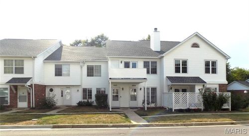 1003 Condo Dr, Rolla, MO, 65401-4676 | Card Image