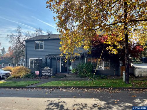 200-a-358 Superior St S, Salem, OR, 97302-5141 | Card Image