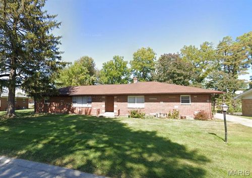 5 Meckfessel Dr, Fairview Heights, IL, 62208-2426 | Card Image