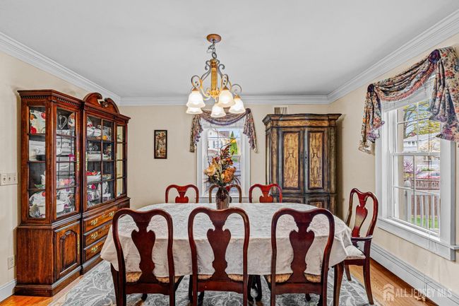 356 Front St, House other with 3 bedrooms, 2 bathrooms and null parking in Dunellen NJ | Image 8