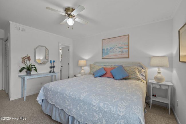H9 - 2008 E Fort Macon Rd, Condo with 2 bedrooms, 2 bathrooms and null parking in Atlantic Beach NC | Image 12