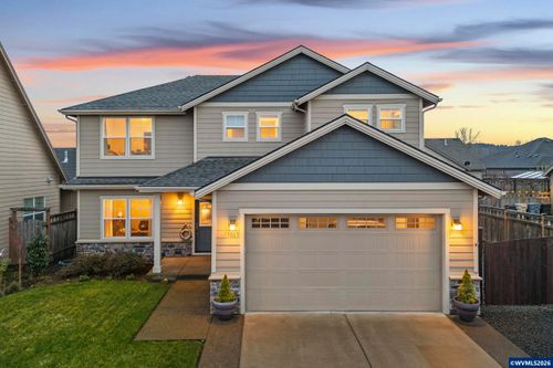 1663 Se Academy St, Dallas, OR, 97338-1935 | Card Image