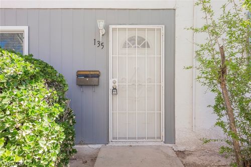 135 Greenbriar Townhouse Way, Las Vegas, NV, 89121-2464 | Card Image