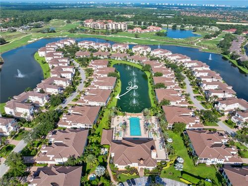 202-579 Avellino Isles Cir, NAPLES, FL, 34119-2420 | Card Image
