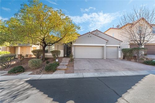 10429 Loma Portal Ave, Las Vegas, NV, 89166-7114 | Card Image