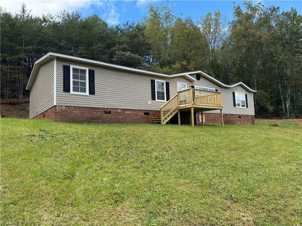 Marshall Farm Rd, Mount Airy, NC 27030