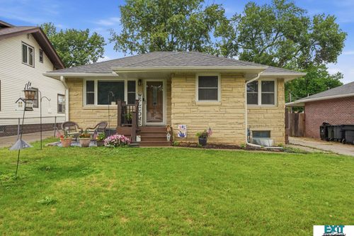 3319 Touzalin Ave, Lincoln, NE, 68507-1644 | Card Image