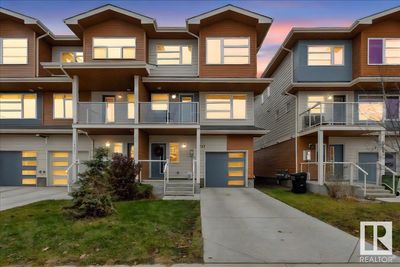 17257 9 Ave Sw, Townhouse with 3 bedrooms, 3 bathrooms and null parking in Edmonton AB | Image 1